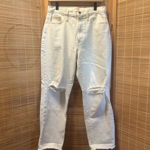 Universal Thread Women's Vintage Straight Jeans - White